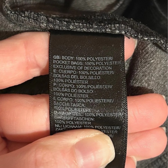 The North Face Women's Black and Gray Jacket - Picture 3 of 5